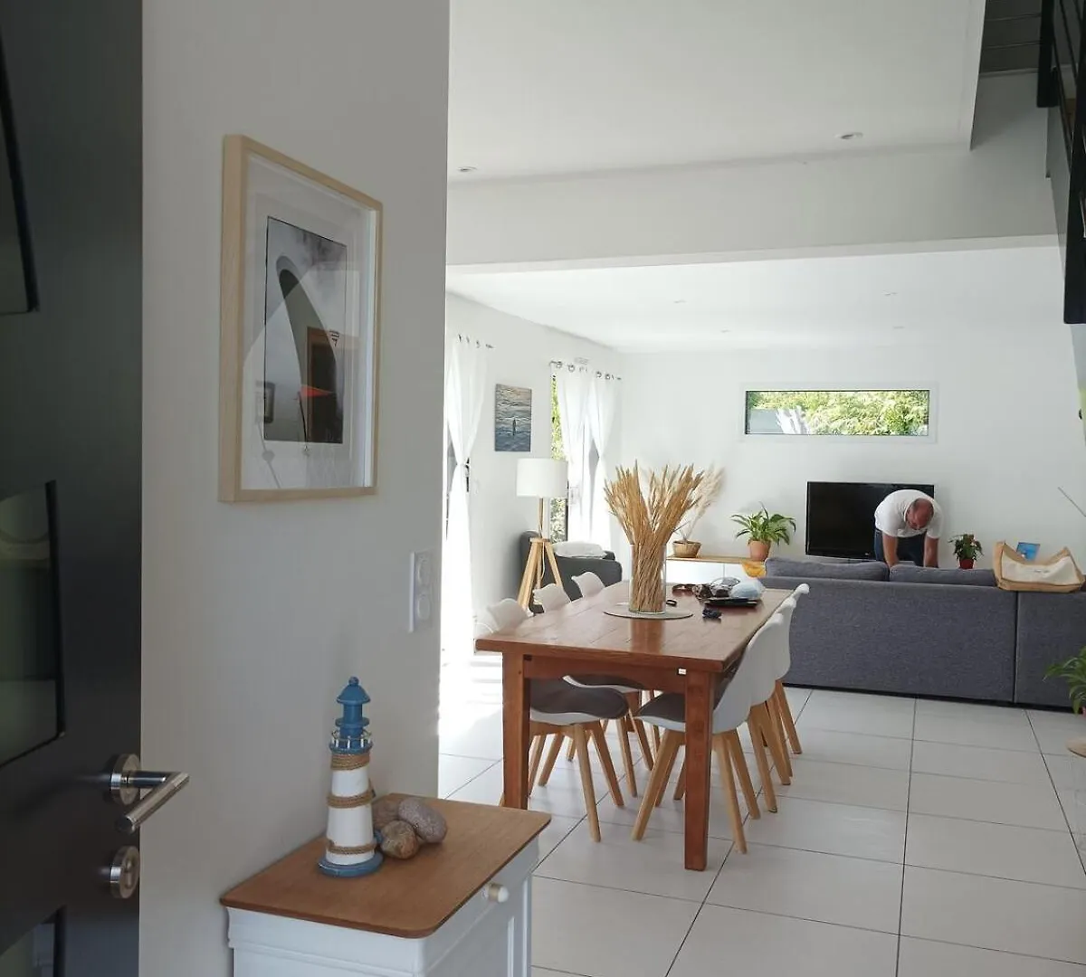 Contemporaine Proche Plage Trez Hir 플루곤블린 프랑스